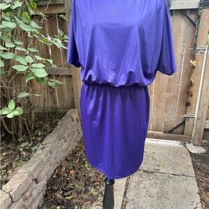Suzi Shier Silky Cold Shoulder Purple Women's Mini Dress. Size M